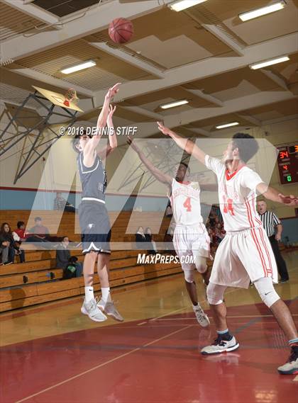 Thumbnail 1 in Vista del Lago @ Mira Loma photogallery.