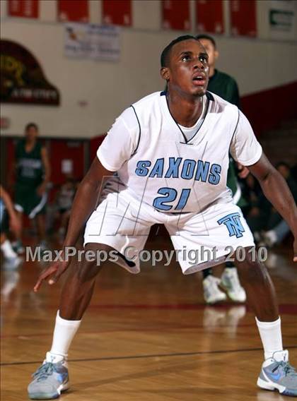 Thumbnail 3 in Cabrillo vs. North Torrance (Seahawk Classic) photogallery.