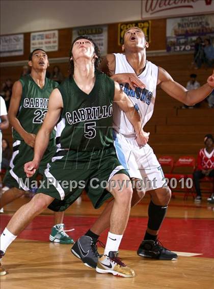 Thumbnail 2 in Cabrillo vs. North Torrance (Seahawk Classic) photogallery.