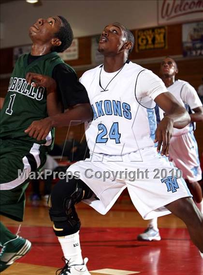 Thumbnail 3 in Cabrillo vs. North Torrance (Seahawk Classic) photogallery.