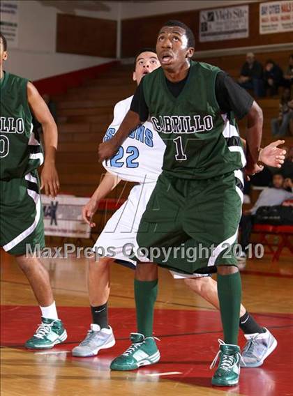Thumbnail 3 in Cabrillo vs. North Torrance (Seahawk Classic) photogallery.