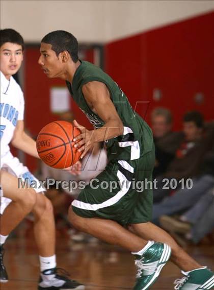 Thumbnail 2 in Cabrillo vs. North Torrance (Seahawk Classic) photogallery.