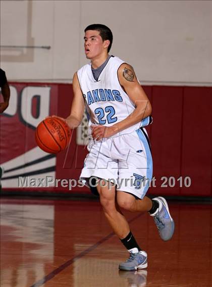 Thumbnail 2 in Cabrillo vs. North Torrance (Seahawk Classic) photogallery.