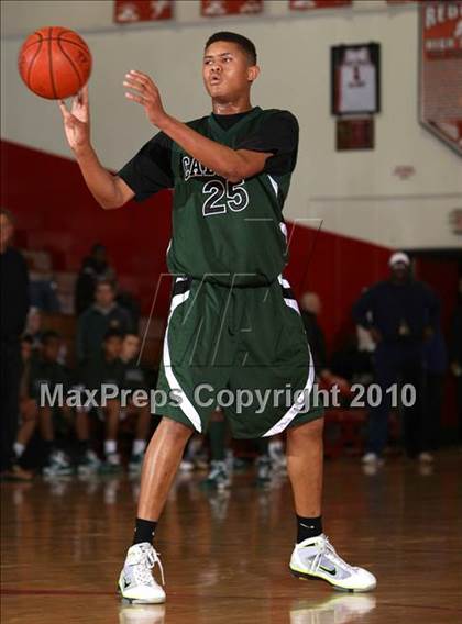Thumbnail 3 in Cabrillo vs. North Torrance (Seahawk Classic) photogallery.