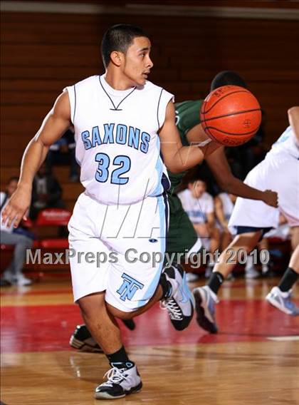 Thumbnail 1 in Cabrillo vs. North Torrance (Seahawk Classic) photogallery.