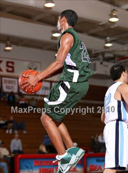 Thumbnail 2 in Cabrillo vs. North Torrance (Seahawk Classic) photogallery.
