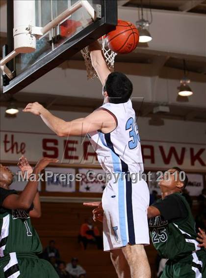 Thumbnail 3 in Cabrillo vs. North Torrance (Seahawk Classic) photogallery.