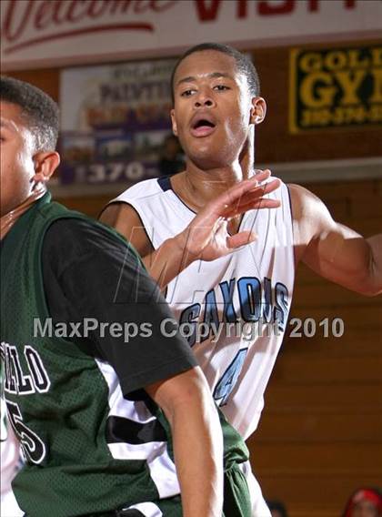 Thumbnail 1 in Cabrillo vs. North Torrance (Seahawk Classic) photogallery.