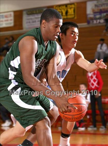 Thumbnail 2 in Cabrillo vs. North Torrance (Seahawk Classic) photogallery.