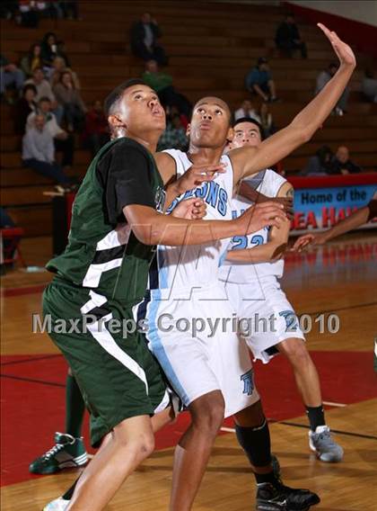 Thumbnail 3 in Cabrillo vs. North Torrance (Seahawk Classic) photogallery.