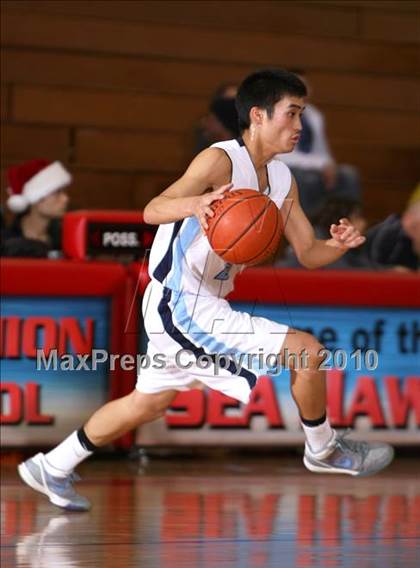 Thumbnail 3 in Cabrillo vs. North Torrance (Seahawk Classic) photogallery.