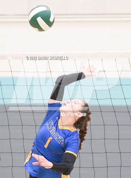 Thumbnail 3 in Arete Prep vs Tempe Prep (Epic Tourneys Volleyball Invite) photogallery.