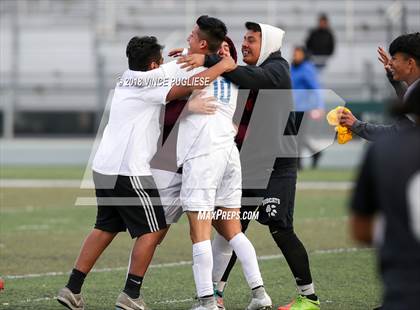 Thumbnail 1 in Robert F. Kennedy Community vs. Smidt Tech (CIF LACS D3 Final) photogallery.