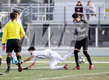 Thumbnail 1 in Robert F. Kennedy Community vs. Smidt Tech (CIF LACS D3 Final) photogallery.