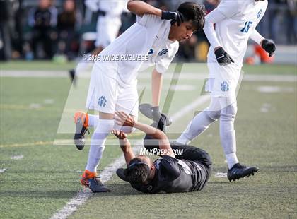 Thumbnail 2 in Robert F. Kennedy Community vs. Smidt Tech (CIF LACS D3 Final) photogallery.