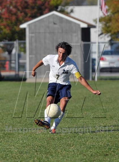 Thumbnail 1 in Mt. Vernon vs Marion (Class 2A Regional Finals) photogallery.