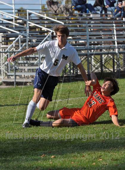 Thumbnail 1 in Mt. Vernon vs Marion (Class 2A Regional Finals) photogallery.