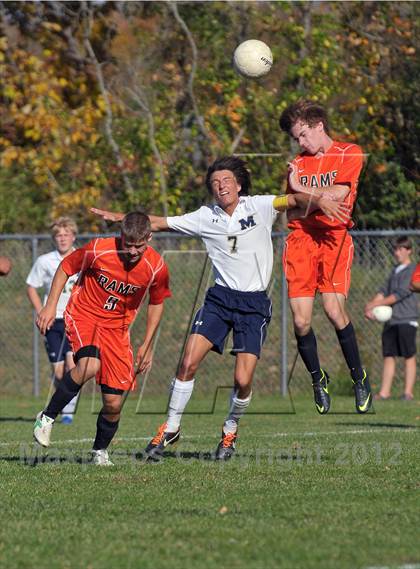 Thumbnail 2 in Mt. Vernon vs Marion (Class 2A Regional Finals) photogallery.