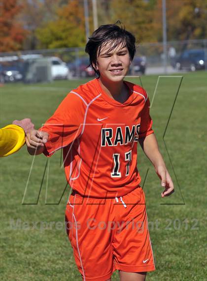 Thumbnail 3 in Mt. Vernon vs Marion (Class 2A Regional Finals) photogallery.