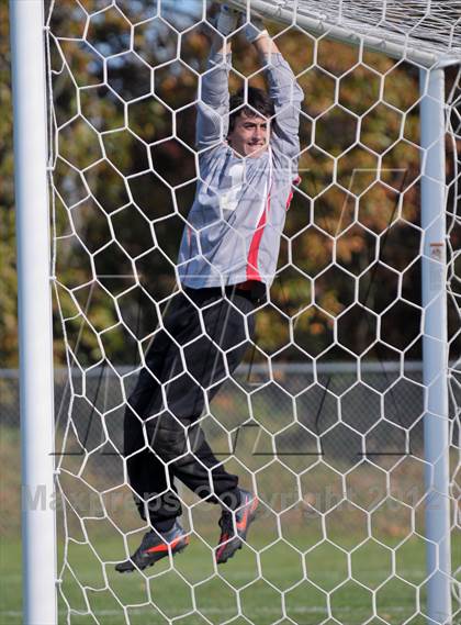 Thumbnail 1 in Mt. Vernon vs Marion (Class 2A Regional Finals) photogallery.