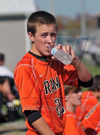 Thumbnail 1 in Mt. Vernon vs Marion (Class 2A Regional Finals) photogallery.