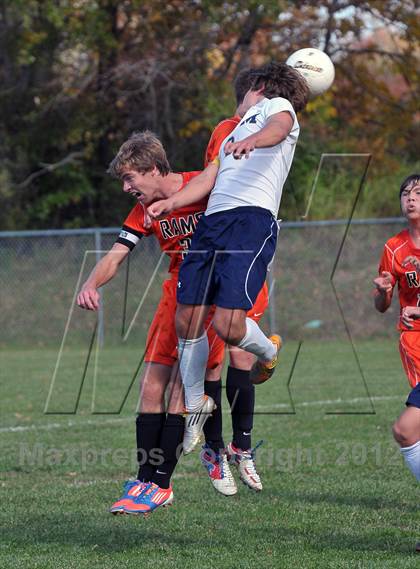 Thumbnail 2 in Mt. Vernon vs Marion (Class 2A Regional Finals) photogallery.