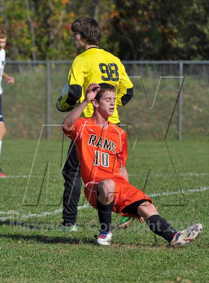 Thumbnail 3 in Mt. Vernon vs Marion (Class 2A Regional Finals) photogallery.