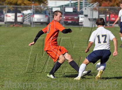Thumbnail 2 in Mt. Vernon vs Marion (Class 2A Regional Finals) photogallery.
