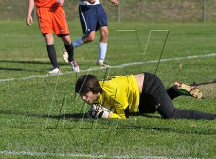 Thumbnail 3 in Mt. Vernon vs Marion (Class 2A Regional Finals) photogallery.