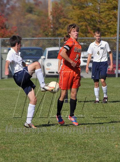 Thumbnail 2 in Mt. Vernon vs Marion (Class 2A Regional Finals) photogallery.