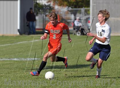 Thumbnail 1 in Mt. Vernon vs Marion (Class 2A Regional Finals) photogallery.