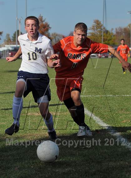 Thumbnail 2 in Mt. Vernon vs Marion (Class 2A Regional Finals) photogallery.