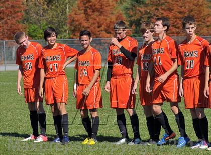 Thumbnail 3 in Mt. Vernon vs Marion (Class 2A Regional Finals) photogallery.