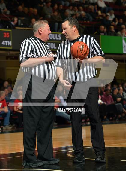 Thumbnail 2 in Tappan Zee vs. Yorktown (NYSPHSAA Section 1 Class A Semifinal) photogallery.