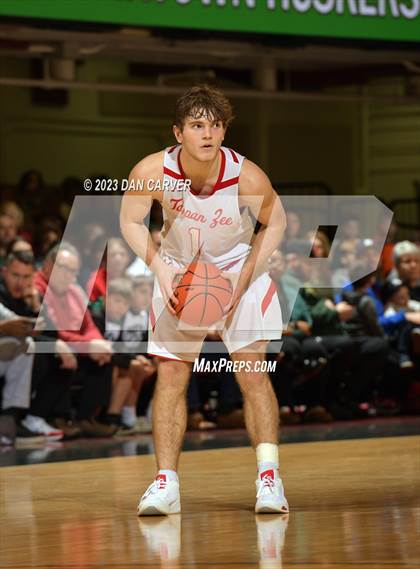 Thumbnail 2 in Tappan Zee vs. Yorktown (NYSPHSAA Section 1 Class A Semifinal) photogallery.