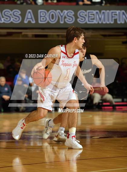 Thumbnail 1 in Tappan Zee vs. Yorktown (NYSPHSAA Section 1 Class A Semifinal) photogallery.