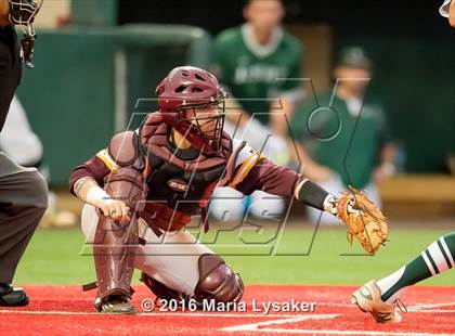 Thumbnail 1 in Strake Jesuit vs Deer Park (UIL 6A Regional Semifinal) photogallery.