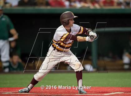 Thumbnail 3 in Strake Jesuit vs Deer Park (UIL 6A Regional Semifinal) photogallery.