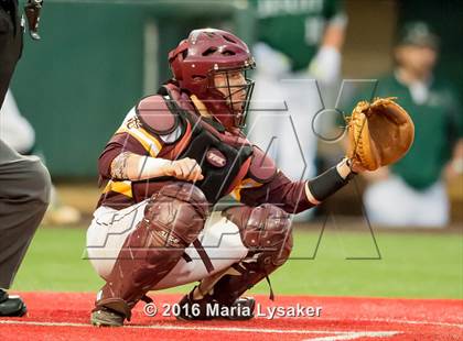 Thumbnail 2 in Strake Jesuit vs Deer Park (UIL 6A Regional Semifinal) photogallery.