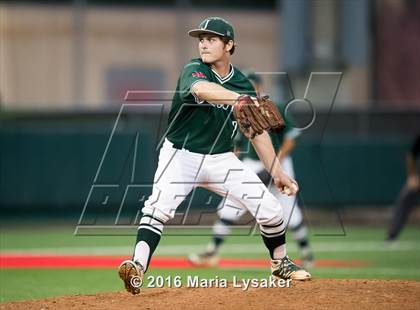 Thumbnail 3 in Strake Jesuit vs Deer Park (UIL 6A Regional Semifinal) photogallery.