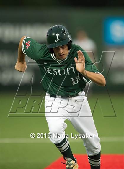 Thumbnail 1 in Strake Jesuit vs Deer Park (UIL 6A Regional Semifinal) photogallery.