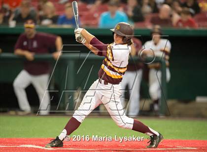 Thumbnail 1 in Strake Jesuit vs Deer Park (UIL 6A Regional Semifinal) photogallery.