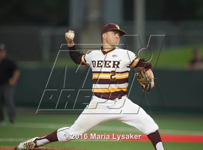 Thumbnail 3 in Strake Jesuit vs Deer Park (UIL 6A Regional Semifinal) photogallery.