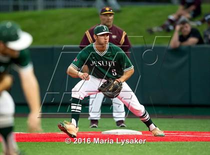 Thumbnail 2 in Strake Jesuit vs Deer Park (UIL 6A Regional Semifinal) photogallery.