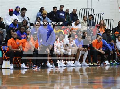 Thumbnail 1 in Chaminade vs. East St. Louis photogallery.