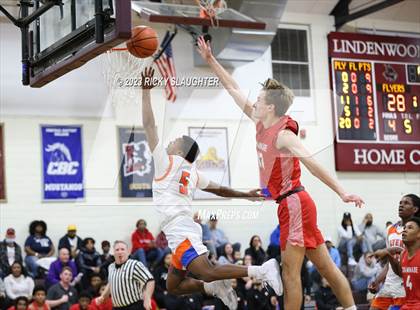 Thumbnail 2 in Chaminade vs. East St. Louis photogallery.