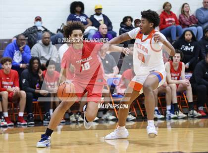 Thumbnail 2 in Chaminade vs. East St. Louis photogallery.
