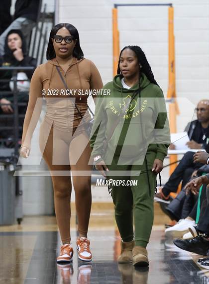Thumbnail 1 in Chaminade vs. East St. Louis photogallery.