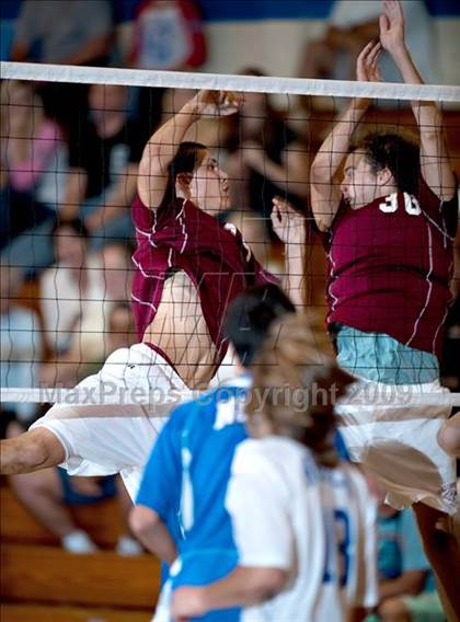 Thumbnail 3 in Oaks Christian @ Norco (CIF SS Playoffs) photogallery.