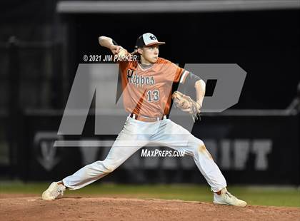 Thumbnail 1 in Hutto @ Vandegrift photogallery.